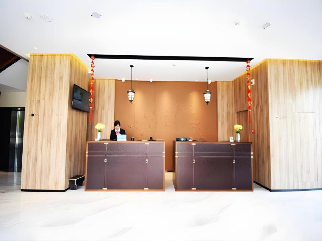 Jinjiang Metropolo Hotel Nanjing Jiangjun Dadao Hehai University Branch Exterior foto